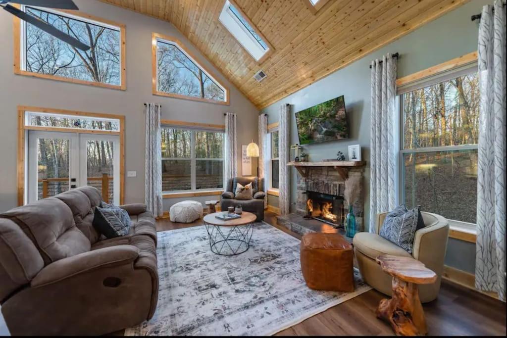 Peaceful Modern Chalet In Ellijay Esterno foto
